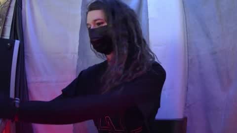 Snapshot of charlydestroyer chatting on 6, 10, 2025 charly dest online show from 6, 10, 2025