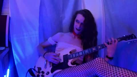 Snapshot of charlydestroyer chatting on 3, 11, 2025 charly dest online show from 3, 11, 2025