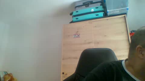 charly online show from 12, 1, 2026