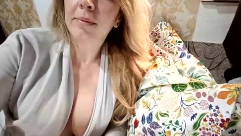 charming_rosse online show from 27, 3, 2026