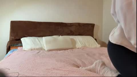 katie online show from 22, 12, 2025