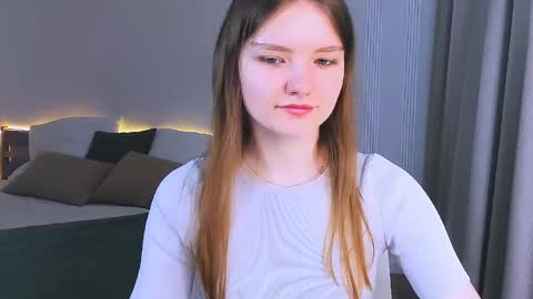 Snapshot of charminglookeva chatting on 26, 5, 2026 Im Eva online show from 26, 5, 2026