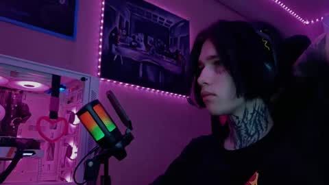 Snapshot of chasxr chatting on 4, 3, 2025 Ryan online show from 4, 3, 2025