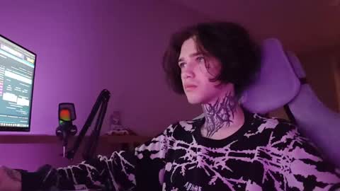 Snapshot of chasxr chatting on 23, 12, 2025 Ryan online show from 23, 12, 2025