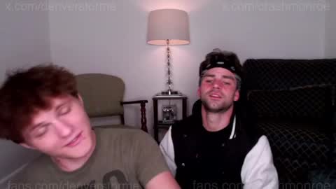 Snapshot of chaturcrash chatting on 24, 5, 2026 Crash Monroe online show from 24, 5, 2026