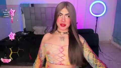 Snapshot of chaturmodels chatting on 16, 7, 2026 Sophie online show from 16, 7, 2026