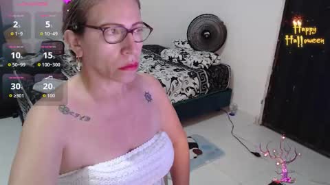 CHAYLA VICTORIA RUIZ  online show from 25, 10, 2025