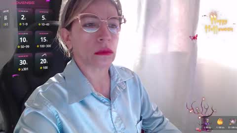 CHAYLA VICTORIA RUIZ  online show from 2, 12, 2025