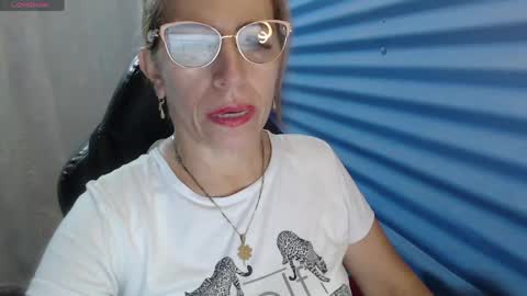 Snapshot of chayla_ruiz chatting on 2, 5, 2026 CHAYLA VICTORIA RUIZ online show from 2, 5, 2026