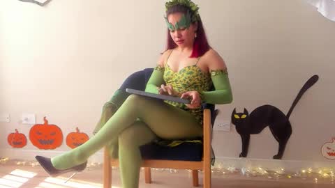 Regina Phalange online show from 27, 10, 2025