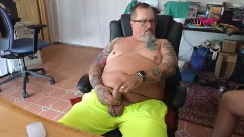 Snapshot of chefbare chatting on 13, 7, 2026 Chefbare Lex Edwards online show from 13, 7, 2026