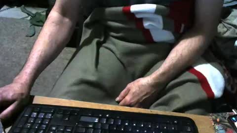 Snapshot of chefy999 chatting on 18, 10, 2025 chefy online show from 18, 10, 2025