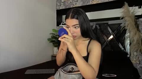   online show from 15, 1, 2026