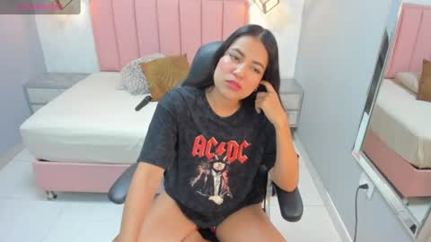 Camila  online show from 17, 6, 2026