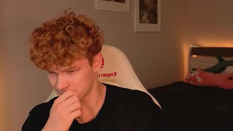 LUCASRYANPVT IS OPEN online show from 25, 11, 2025