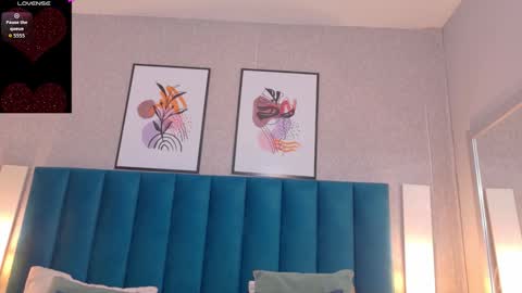   online show from 10, 11, 2025