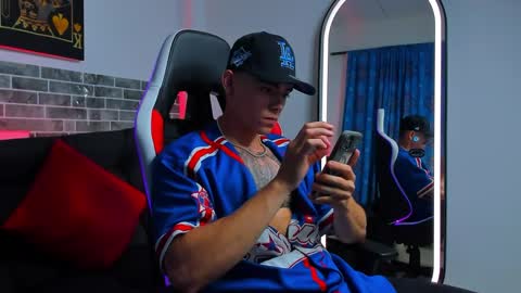 Snapshot of chepe_fit chatting on 6, 3, 2025 chepe vause online show from 6, 3, 2025