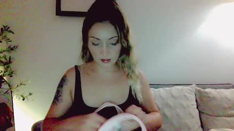 Snapshot of cherrieamaretto chatting on 30, 5, 2026 cherrieamaretto online show from 30, 5, 2026