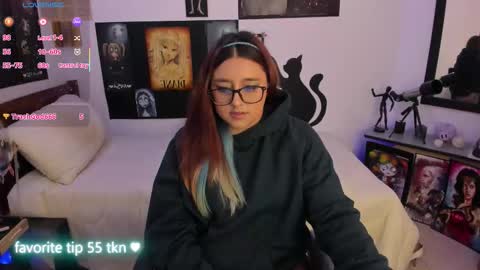 cherry_blushh online show from 20, 11, 2025