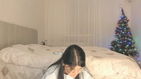 misaki  online show from 18, 12, 2024