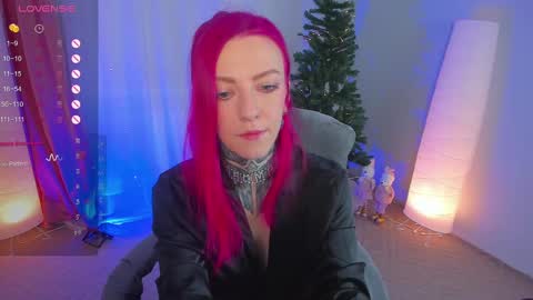 Snapshot of cherry_roxy chatting on 5, 1, 2025 Roxy online show from 5, 1, 2025