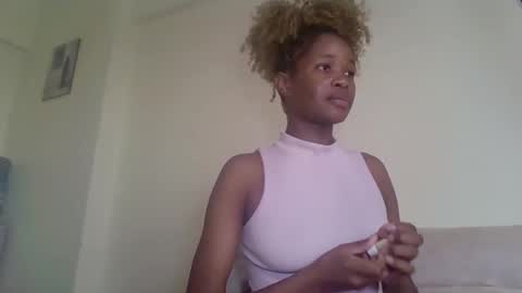 Snapshot of cherryblossom2002 chatting on 13, 3, 2026 Cherryblossom2002 online show from 13, 3, 2026