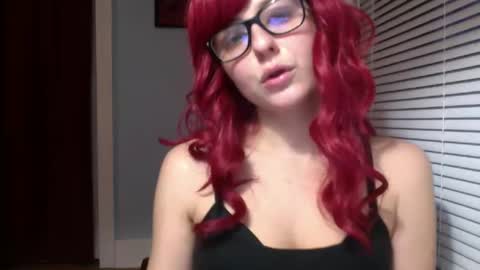 Snapshot of cherryblushxo chatting on 31, 1, 2025 cherryblushxo online show from 31, 1, 2025