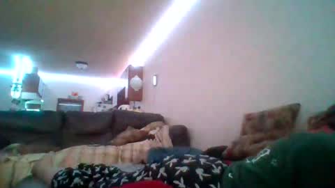 Snapshot of cherrybomb454 chatting on 15, 9, 2025 cherrybomb454 online show from 15, 9, 2025