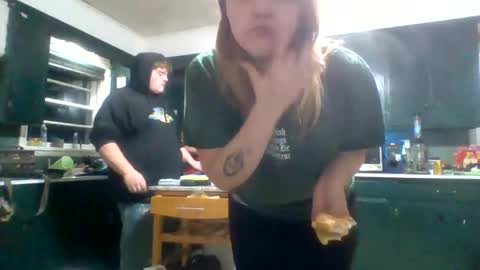 Snapshot of cherrybomb454 chatting on 31, 10, 2025 cherrybomb454 online show from 31, 10, 2025