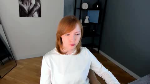 cherrycrushlove online show from 25, 3, 2026