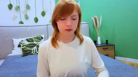 cherrycrushlove online show from 31, 3, 2026
