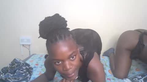 Snapshot of cherrye_bonny2 chatting on 29, 5, 2026 Cherry online show from 29, 5, 2026