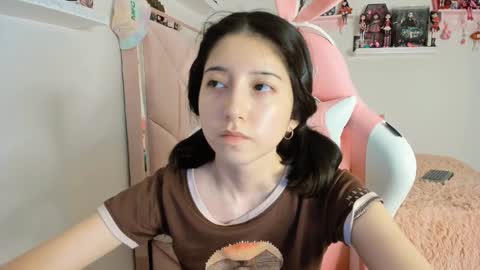 Snapshot of cherrymafer666 chatting on 19, 1, 2025 cherrycute666 online show from 19, 1, 2025