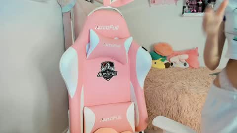 Snapshot of cherrymafer666 chatting on 20, 1, 2025 cherrycute666 online show from 20, 1, 2025