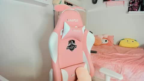 Snapshot of cherrymafer666 chatting on 9, 2, 2025 cherrycute666 online show from 9, 2, 2025