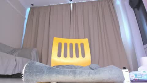 Snapshot of cherrypie_001 chatting on 8, 8, 2026 Aisu online show from 8, 8, 2026