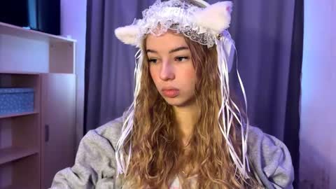 Evie online show from 24, 10, 2025