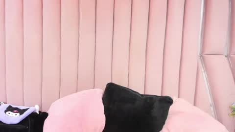 Snapshot of cherrysweetl_ chatting on 25, 6, 2026 cherrysweetl_ online show from 25, 6, 2026