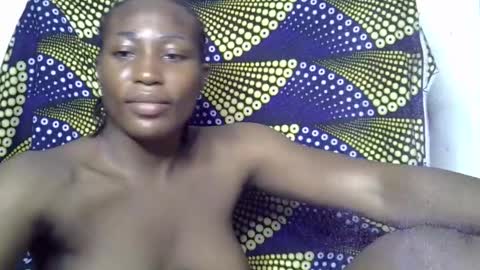 Snapshot of cherrywetpussy chatting on 3, 12, 2025 cherrywetpussy online show from 3, 12, 2025