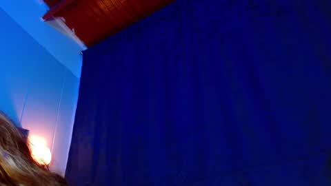 Cherry Queen online show from 24, 12, 2024