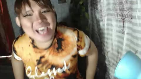 Snapshot of chescahotxxxl chatting on 8, 5, 2026 chescahotxxxl online show from 8, 5, 2026
