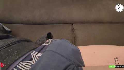 Snapshot of chezmonsieur_g chatting on 21, 3, 2026 Grey online show from 21, 3, 2026