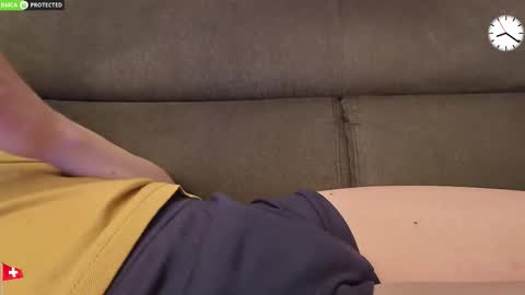 Snapshot of chezmonsieur_g chatting on 25, 3, 2026 Grey online show from 25, 3, 2026