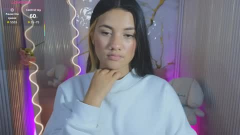 Snapshot of chiara_tay chatting on 25, 4, 2026 Chiara online show from 25, 4, 2026