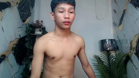Snapshot of chick_renz chatting on 3, 10, 2025 chick_renz online show from 3, 10, 2025