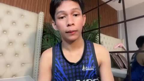 Snapshot of chick_renz chatting on 22, 6, 2026 chick_renz online show from 22, 6, 2026