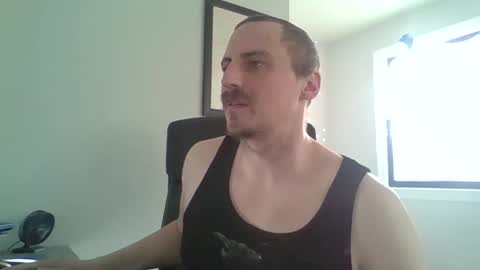 Snapshot of chillsfguy chatting on 8, 1, 2026 Chillsfguy online show from 8, 1, 2026