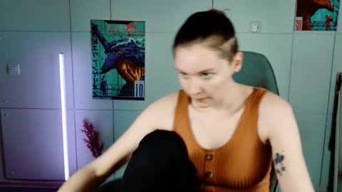 Bella online show from 2, 2, 2026