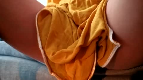 Snapshot of chillwithcamii chatting on 15, 7, 2026 yoursensualparadise online show from 15, 7, 2026