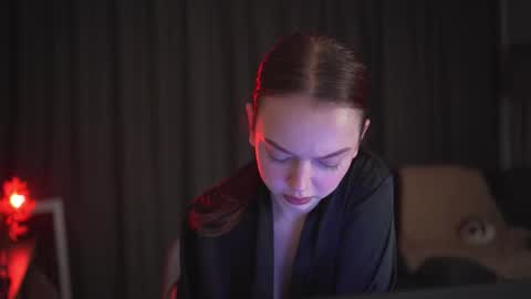 chillwithstacy online show from 4, 12, 2025